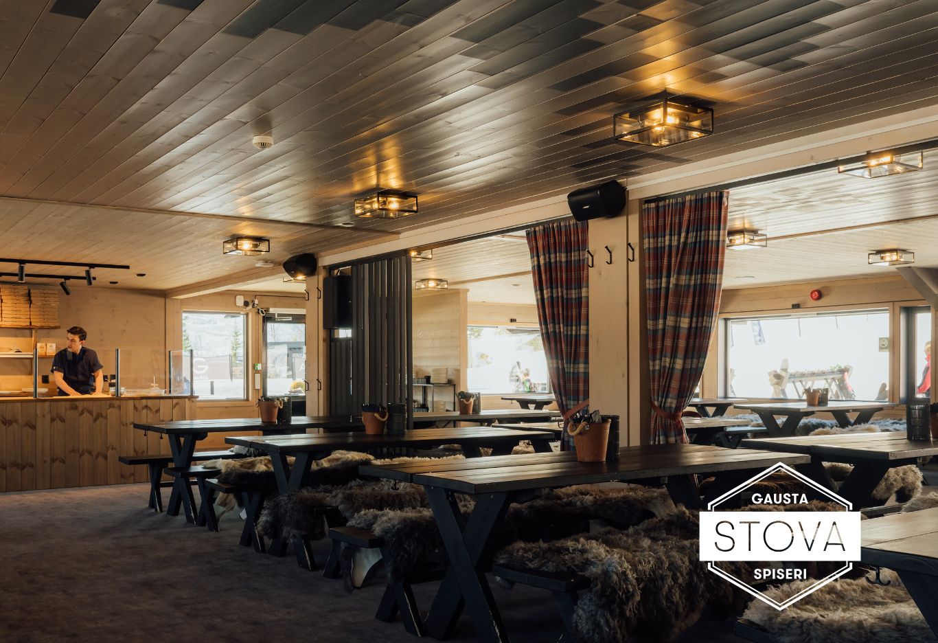 Stova Full Image With Logo   1366 X 936