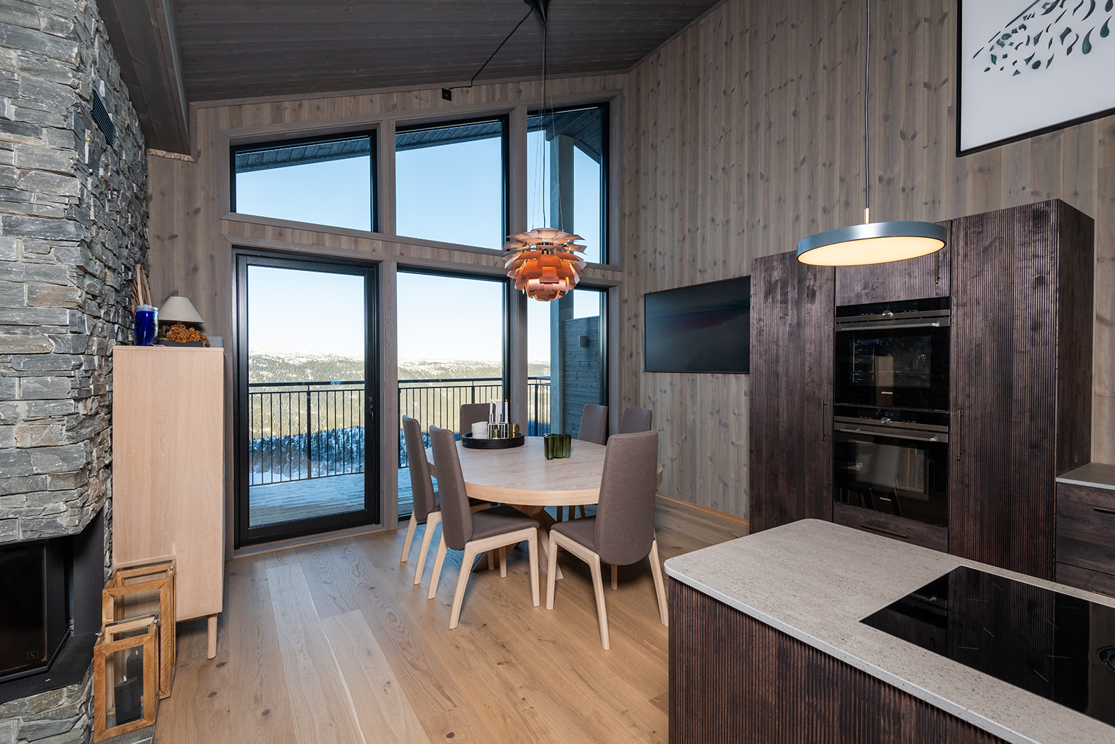 Gausta Residence 406